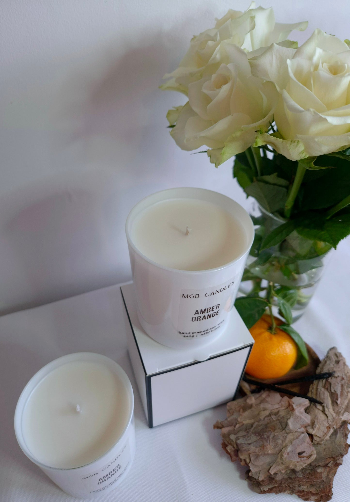 AMBER ORANGE & VANILLA, White Gloss and Pearl Mica Wax Candle. Hand Poured Soy Wax, 260ml.